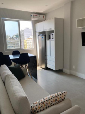 Apartamento reformado, tudo novo, Copa-Ipanema